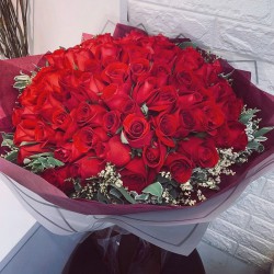 100 Roses 100% Love Will You Marry Me