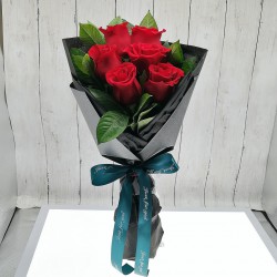 6 Rose Bouquet (Colour at Your Choice)